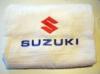Hímzett Suzuki törölköző